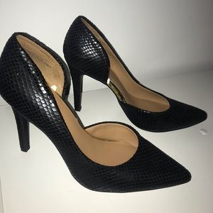 Black Pointed toe pumps/ snake print